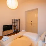 Daire 3bdr Main Square Spacious Designed Prag