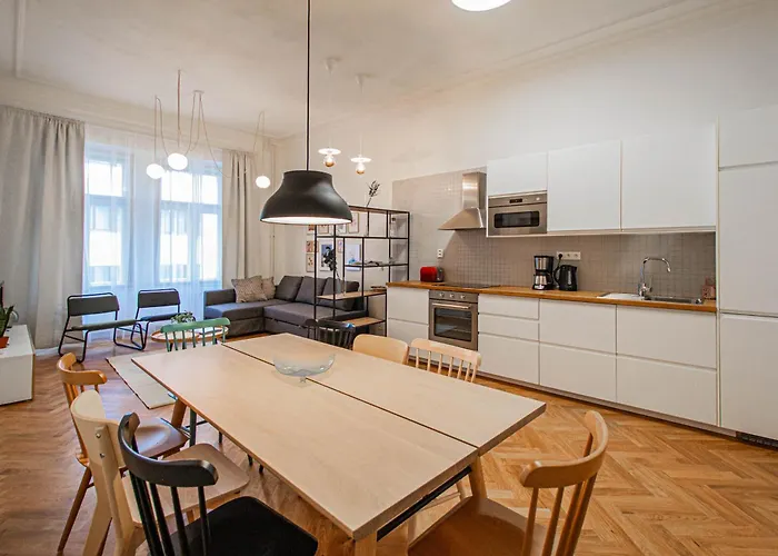 아파트 3bdr Main Square Spacious Designed 프라하