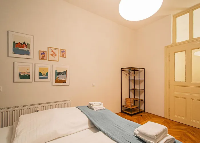 3bdr Main Square Spacious Designed * Πράγα